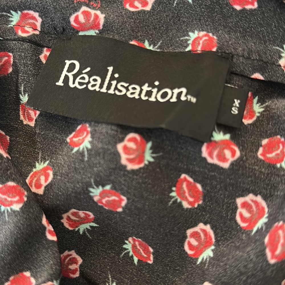 Réalisation Par The Isabelli Dress in Rosalita Silk Floral Rose Print Dress - Picture 5 of 6